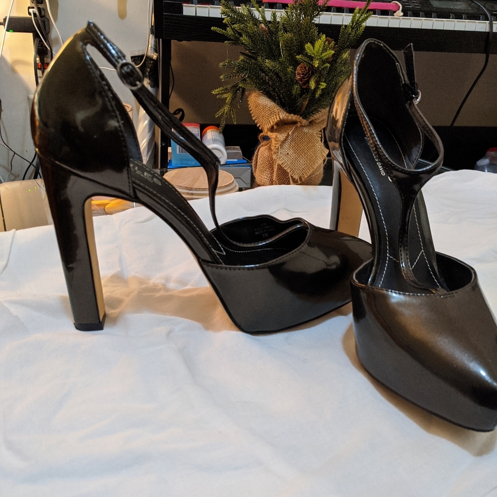 Charles David pump